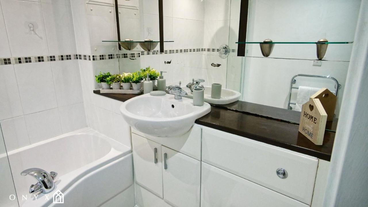 Onyx Bullring Stunning Large Spacious City Centre Apartment Birmingham Luaran gambar